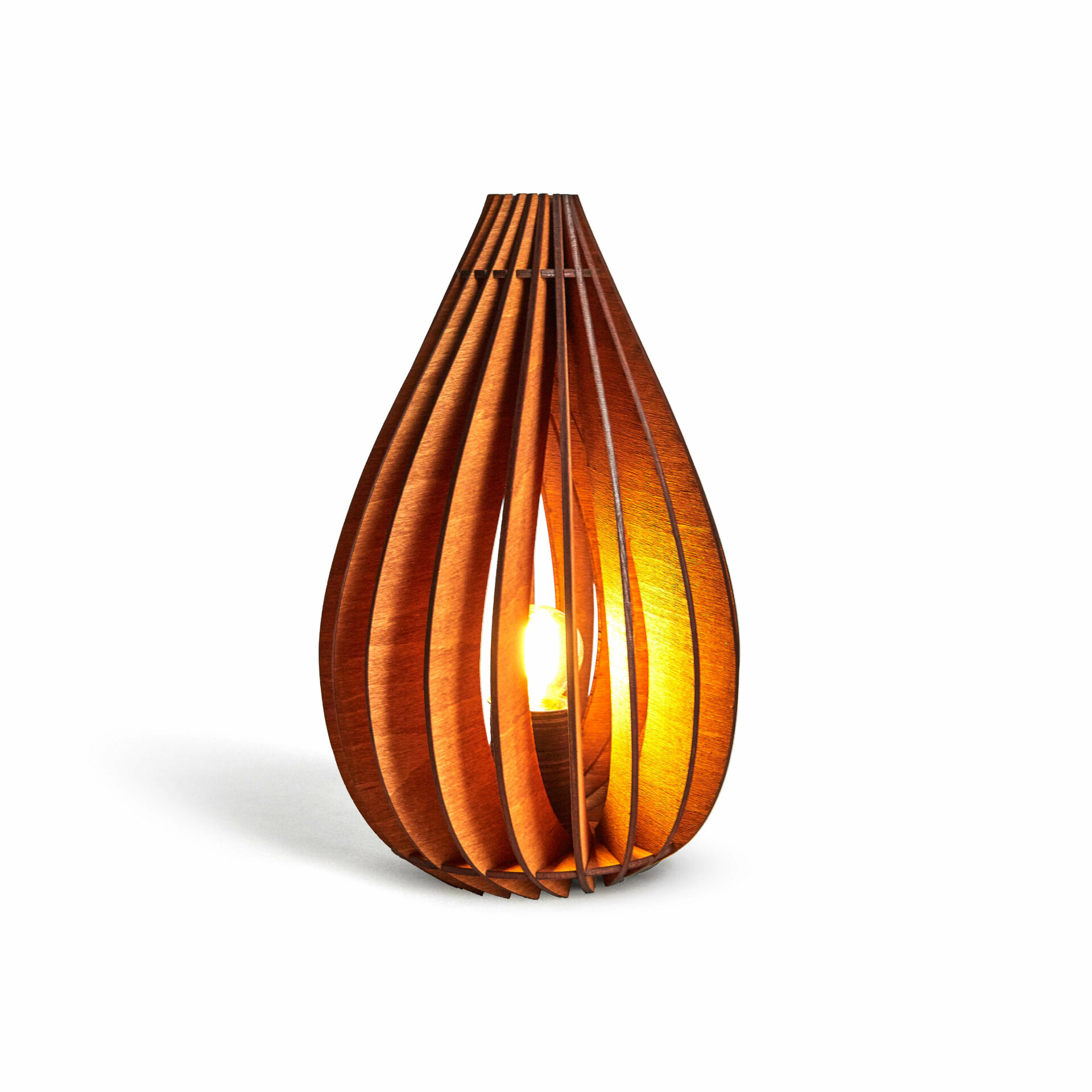 Freudenreich Interior Design | Tischlampe The Leaf von Kairoz