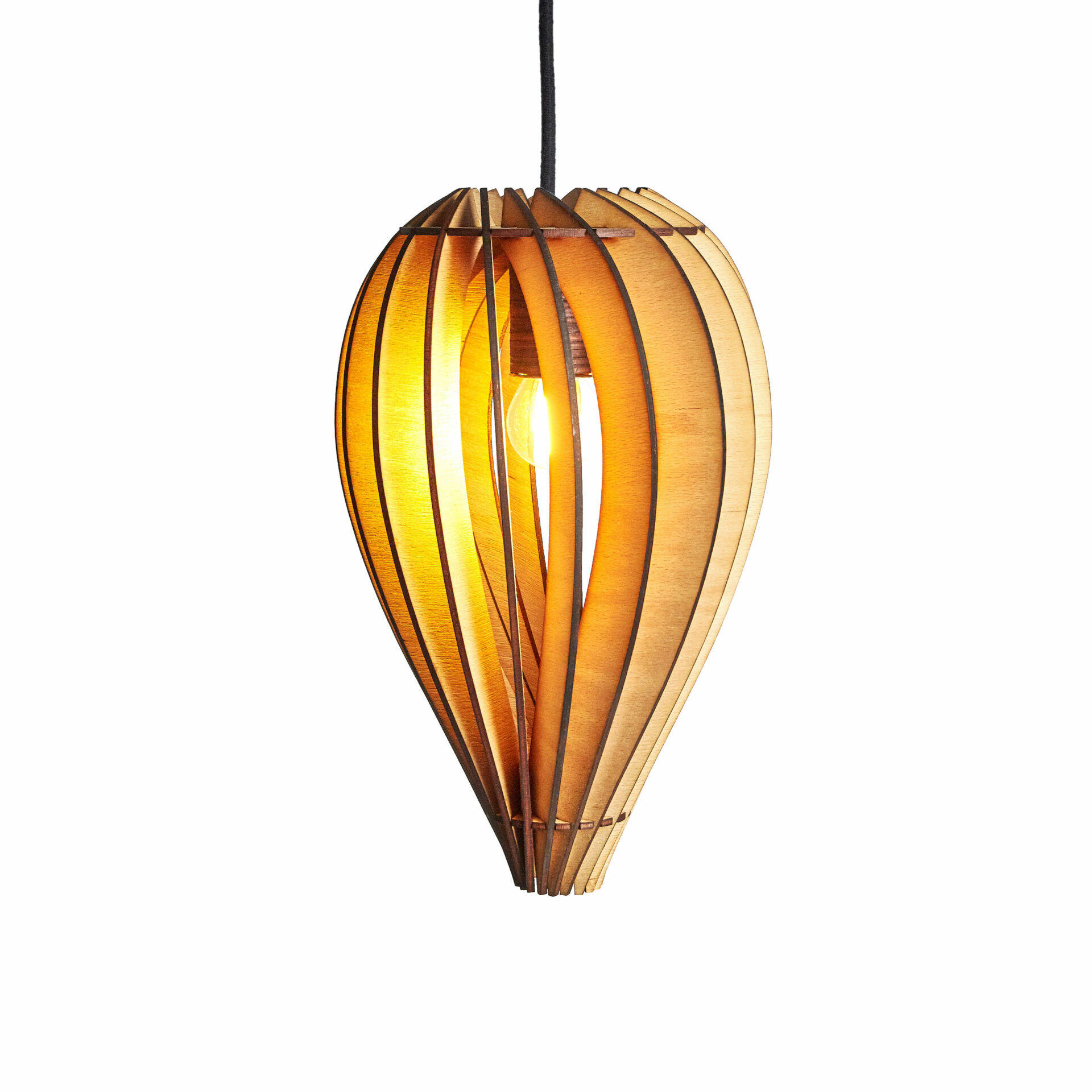 Freudenreich Interior Design | Hängelampe The Leaf von Kairoz