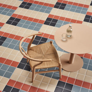 Freudenreich Interior Design | Fliese Pixel41 coral und sand und antrax und cloud
