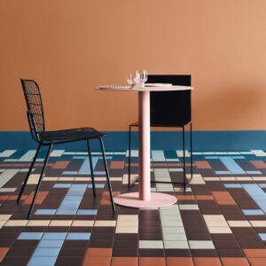 Freudenreich Interior Design | Fliese Pixel41 tobacco und nut und black und tuareg und salvia