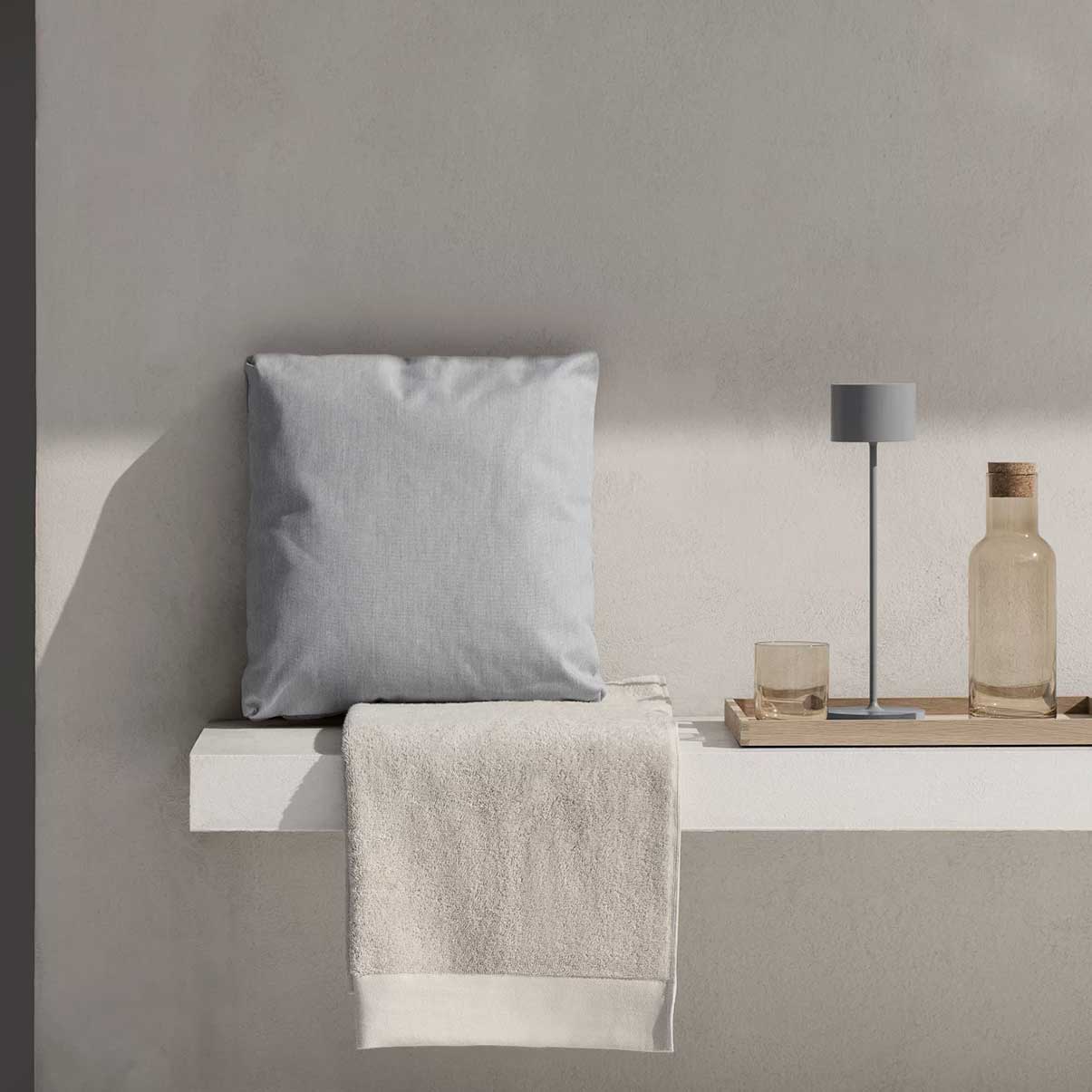 Freudenreich Interior Design | Outdoor Kissen STAY Freudenreich Interior Design | Outdoor Kissen STAY