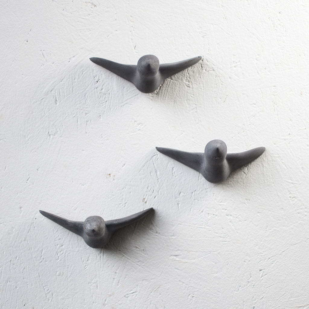 Freudenreich Interior Design | Formpoet Wandhaken schwarz Freudenreich Interior Design | Formpoet Wandhaken schwarz