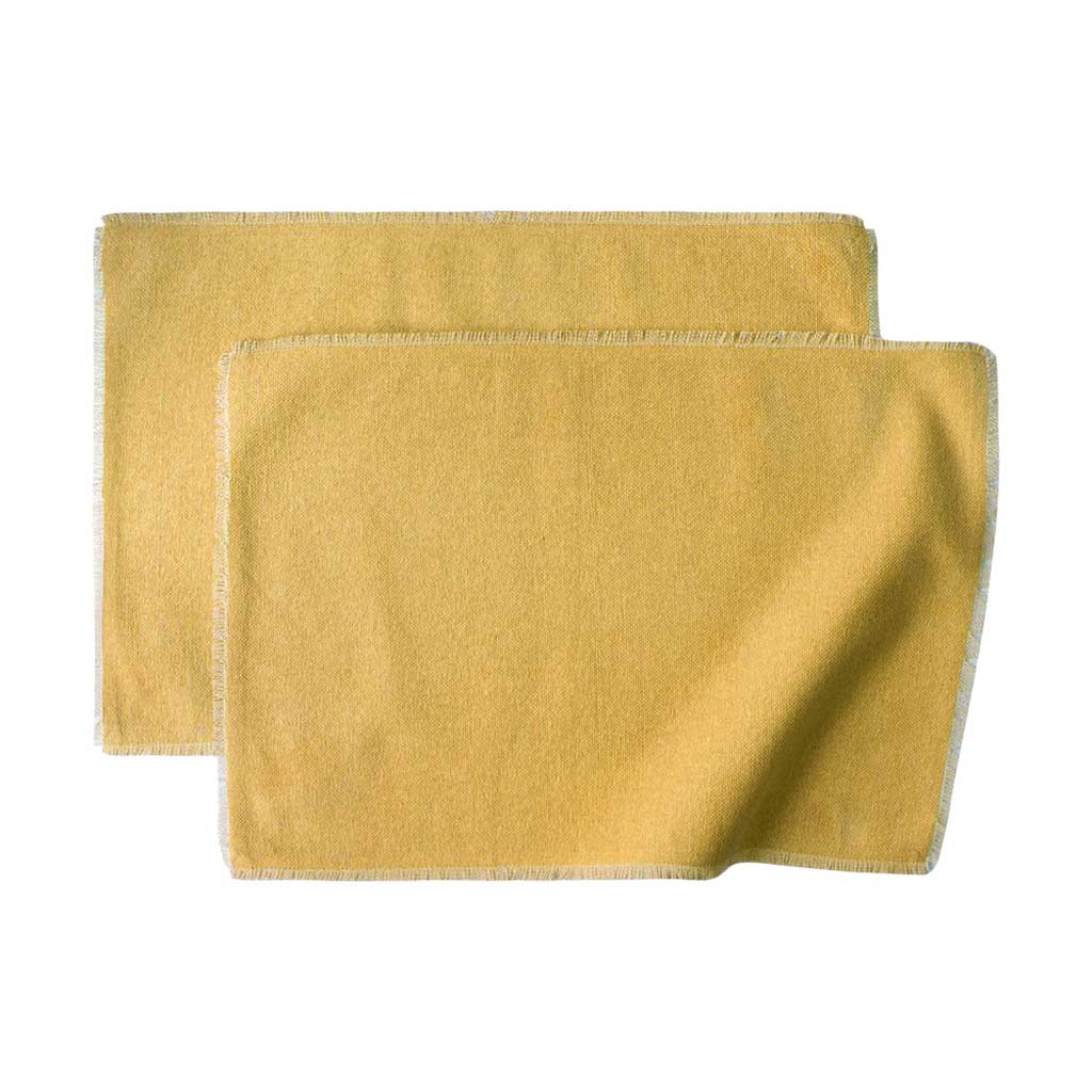 strohgelb